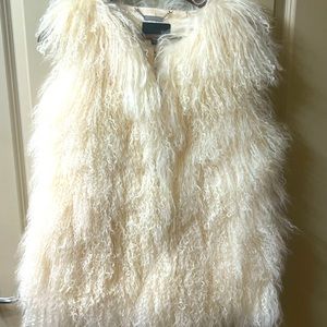 Brand New UGG Abbey Mongolian Shearling Vest